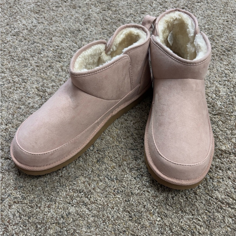 Old Navy Women's Pink Boots